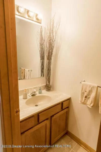 3748 W Herbison Rd, Dewitt, MI 48820 photo 15