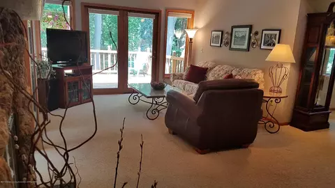 3748 W Herbison Rd, Dewitt, MI 48820 photo 2