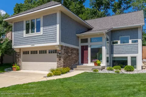 16808 Meadowbrook Dr, Haslett, MI 48840 photo 1