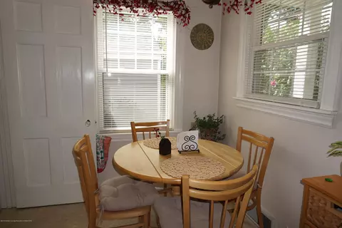 1007 Cooper Ave, Lansing, MI 48910 photo 11