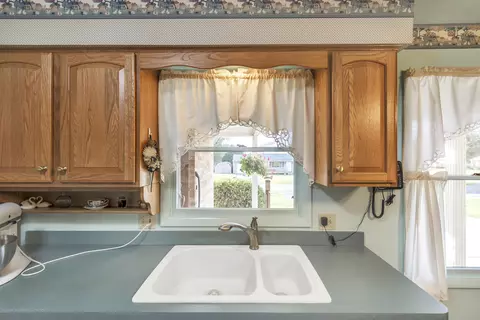 1170 Ro Dic Don Dr, Dewitt, MI 48820 photo 9