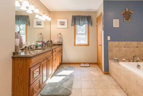 7112 White Pine Dr, Perry, MI 48872 photo 18