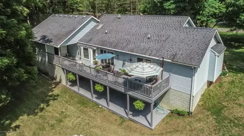7112 White Pine Dr, Perry, MI 48872 photo 39