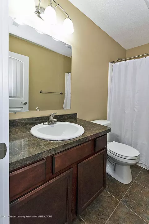6770 Thunder Ln, Lansing, MI 48906 photo 19