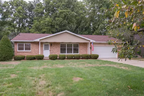 1302 Sandhill Dr, Dewitt, MI 48820 photo 1