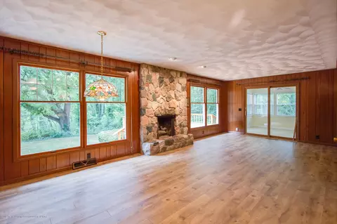 1302 Sandhill Dr, Dewitt, MI 48820 photo 18