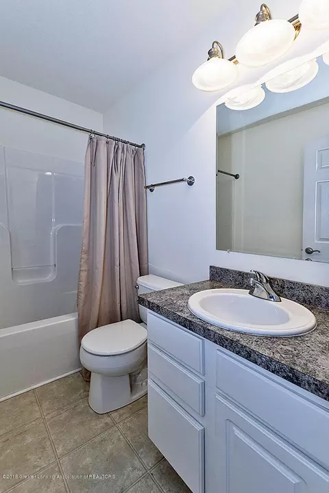 2048 Arbor Meadows Dr, Dewitt, MI 48820 photo 24