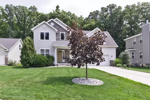 2048 Arbor Meadows Dr, Dewitt, MI 48820 photo 2