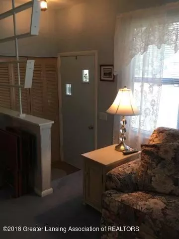 3308 Risdale Ave, Lansing, MI 48911 photo 3