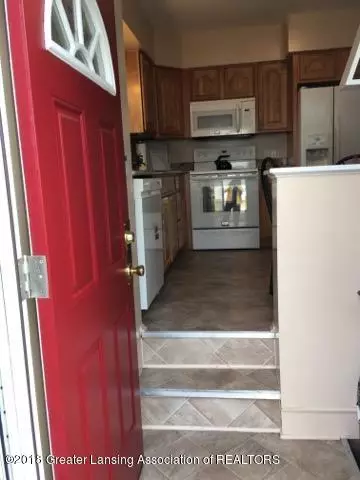 3308 Risdale Ave, Lansing, MI 48911 photo 2
