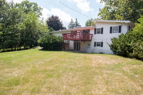 1900 Willowbrook Dr, Lansing, MI 48917 photo 3