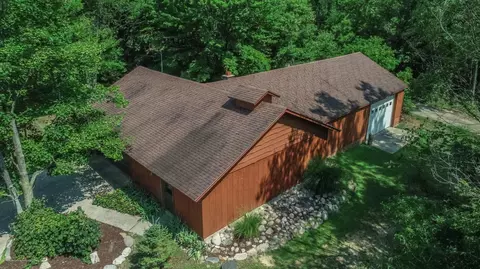 6833 E Clark Rd, Bath, MI 48808 photo 32