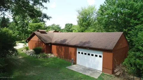 6833 E Clark Rd, Bath, MI 48808 photo 2