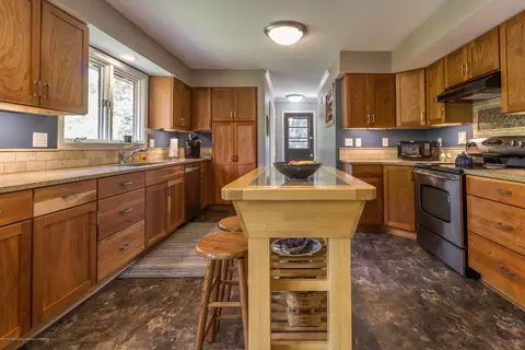 6833 E Clark Rd, Bath, MI 48808 photo 6