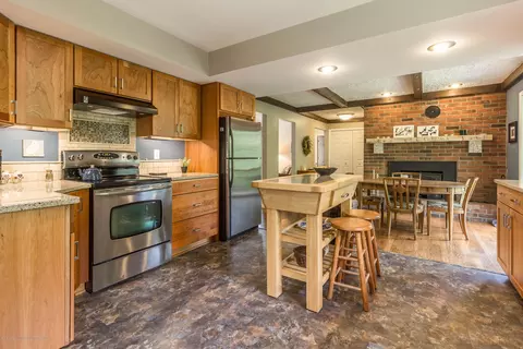 6833 E Clark Rd, Bath, MI 48808 photo 7