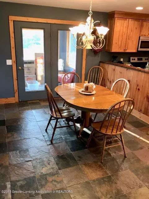 10686 Riverside Dr, Dimondale, MI 48821 photo 7