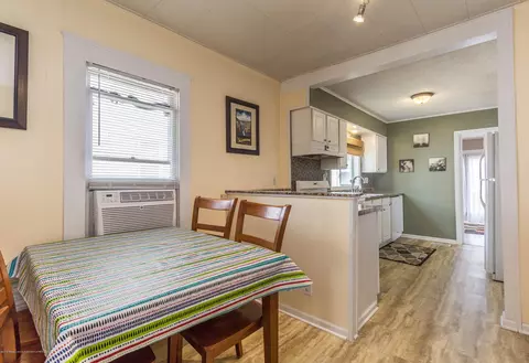 2309 Harding Ave, Lansing, MI 48910 photo 10