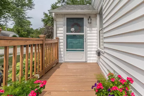 2309 Harding Ave, Lansing, MI 48910 photo 3