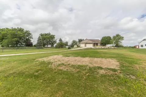 15930 S Hinman Rd, Eagle, MI 48822 photo 32