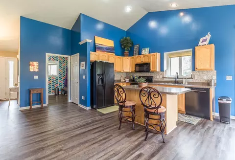 15930 S Hinman Rd, Eagle, MI 48822 photo 6