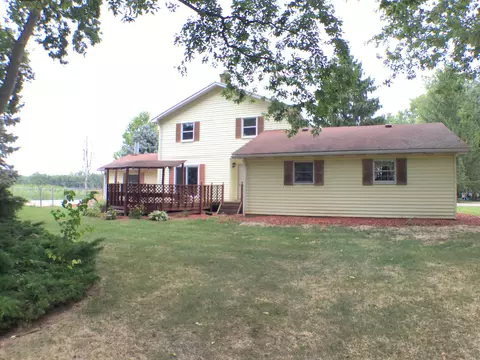 34 Elm Cir, Sunfield, MI 48890 photo 4