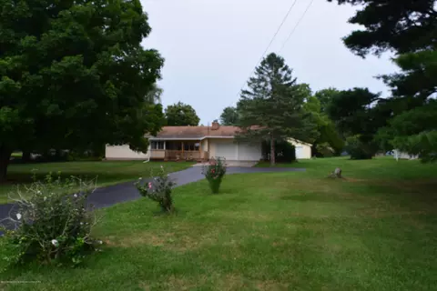 1818 N Eifert Rd, Holt, MI 48842 photo 2