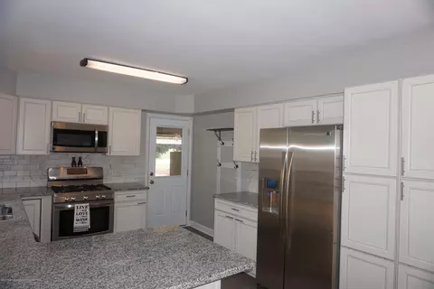 1180 Winding Brook Rd, Dewitt, MI 48820 photo 9