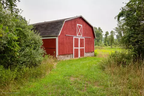 4700 Barton Rd, Williamston, MI 48895 photo 2
