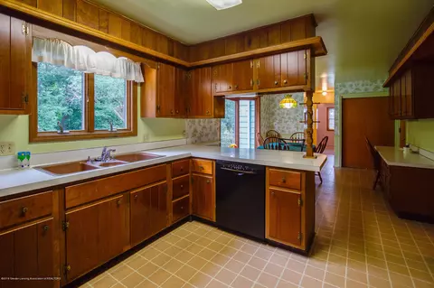 4700 Barton Rd, Williamston, MI 48895 photo 11