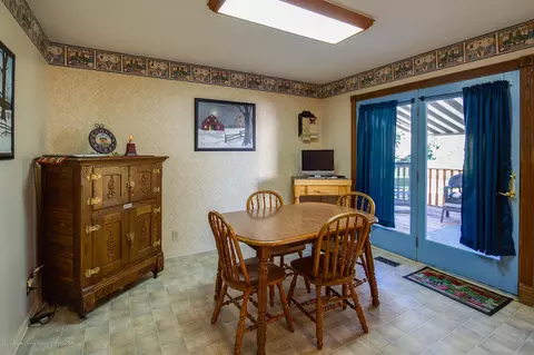 10487 S Francis Rd, Dewitt, MI 48820 photo 17