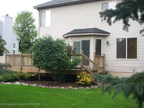 12740 Ontonagon Dr, Dewitt, MI 48820 photo 3