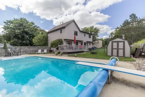 357 Tanbark Dr, Dimondale, MI 48821 photo 35