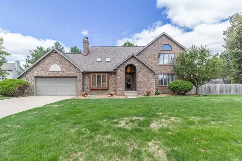 357 Tanbark Dr, Dimondale, MI 48821 photo 1