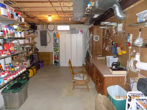 3985 Camperdown Dr, Lansing, MI 48911 photo 25