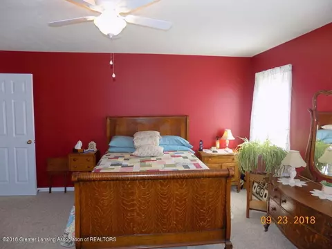 3985 Camperdown Dr, Lansing, MI 48911 photo 18