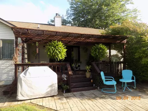 3985 Camperdown Dr, Lansing, MI 48911 photo 3