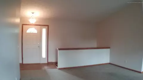 3710 Danbridge Dr, Lansing, MI 48906 photo 4
