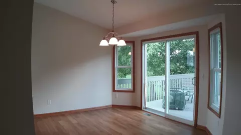 3710 Danbridge Dr, Lansing, MI 48906 photo 6