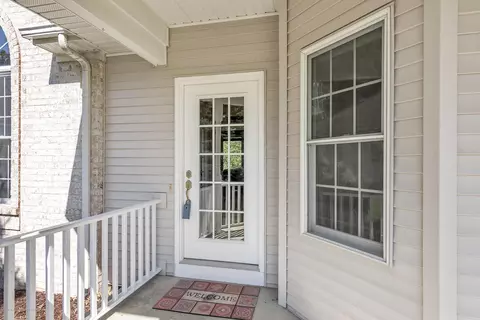1570 Agnes Glen Cir, Dewitt, MI 48820 photo 6