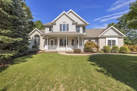 1570 Agnes Glen Cir, Dewitt, MI 48820 photo 2