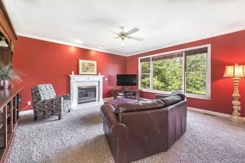1570 Agnes Glen Cir, Dewitt, MI 48820 photo 13