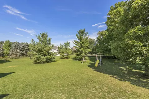 1570 Agnes Glen Cir, Dewitt, MI 48820 photo 40