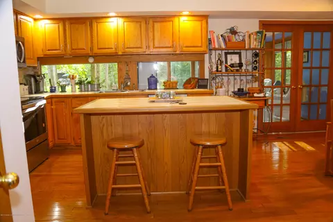 1163 Buckingham Rd, Haslett, MI 48840 photo 11