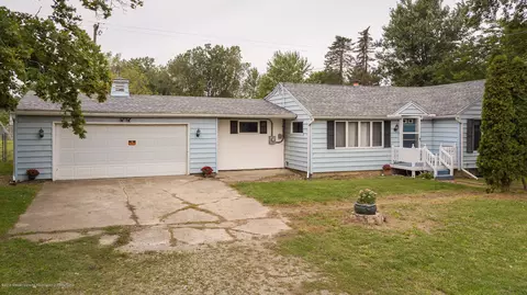 9212 S Airport Rd, Dewitt, MI 48820 photo 1