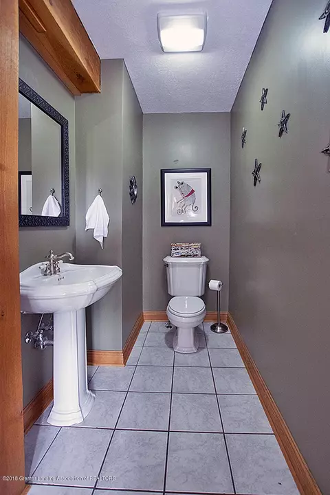 7940 E Cutler Rd, Bath, MI 48808 photo 9