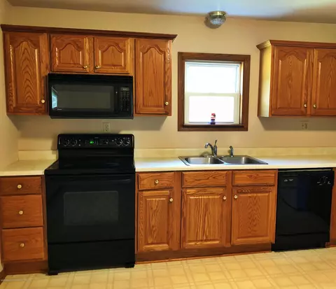 13182 W Howe Rd, Eagle, MI 48822 photo 3