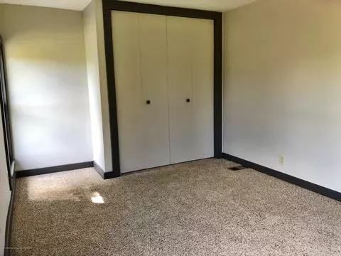 13182 W Howe Rd, Eagle, MI 48822 photo 8