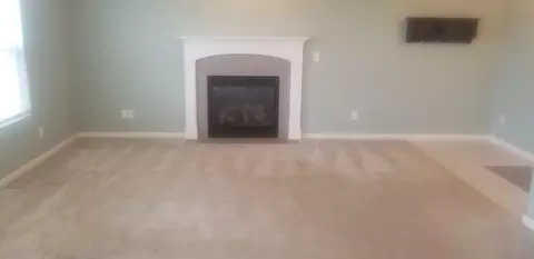 6731 Castleton Dr, Grand Ledge, MI 48837 photo 10