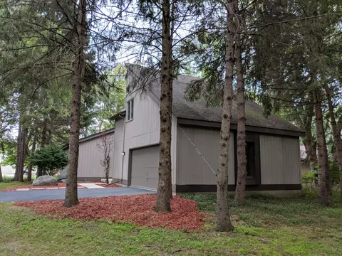 1643 Hatch Rd, Okemos, MI 48864 photo 8
