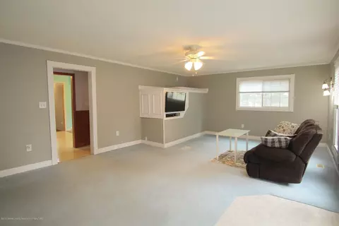 6283 W Howe Rd, Dewitt, MI 48820 photo 4